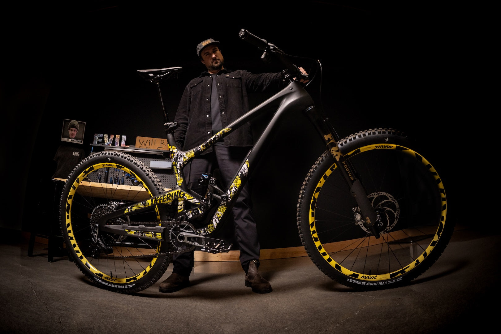 Bike Gallery - Dylan's Undead-Tribute Offering | Bike Checks