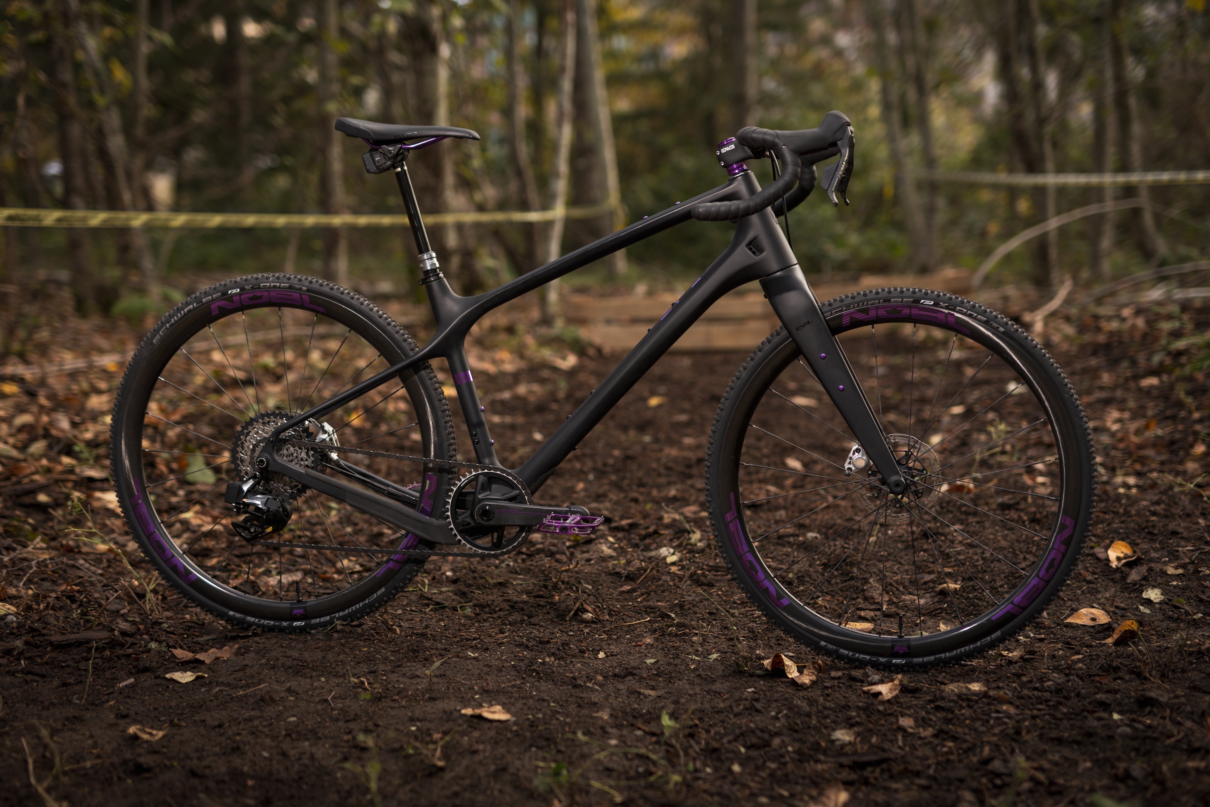 EVILWIRE evilwrie イービルワイヤー　マウンテンパーカ Bike Check: Ian's Cyclocross Chamois Hagar | Bike Checks | Evil